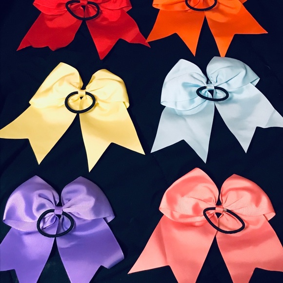 Hair bows - Picture 2 of 2